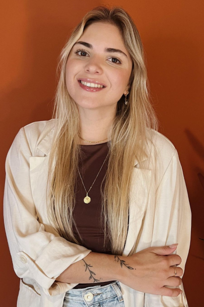 Mariana Fardin CRP 06/199519 Orientada pela abordagem Teoria Cognitivo Comportamental, atende adolescentes e adultos.